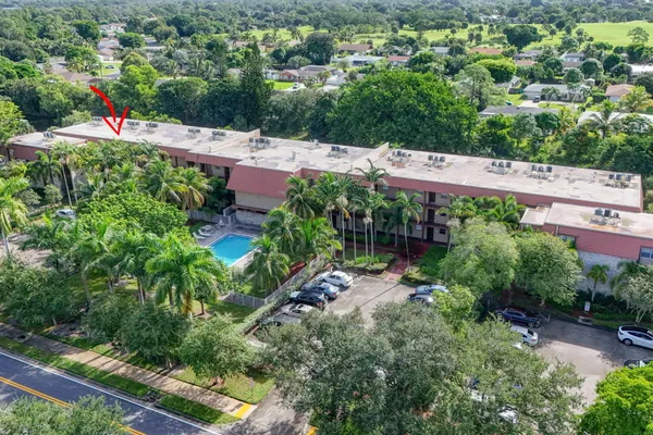 120 SPARROW DR 304
