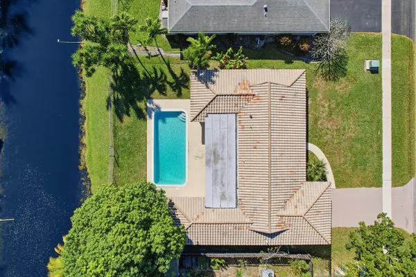 1430 NW 73RD AVE