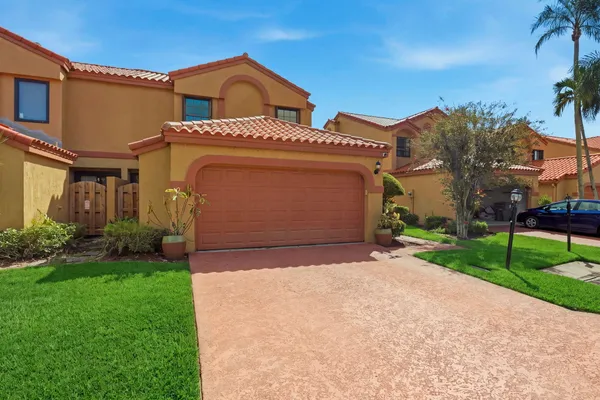 19914 VILLA LANTE PL