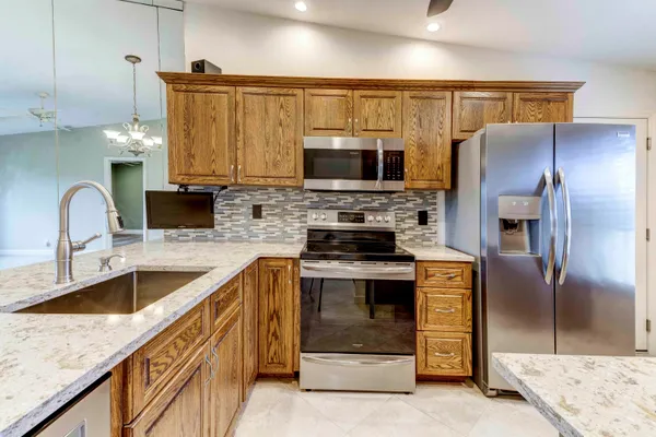 5263 COPPERLEAF CIR