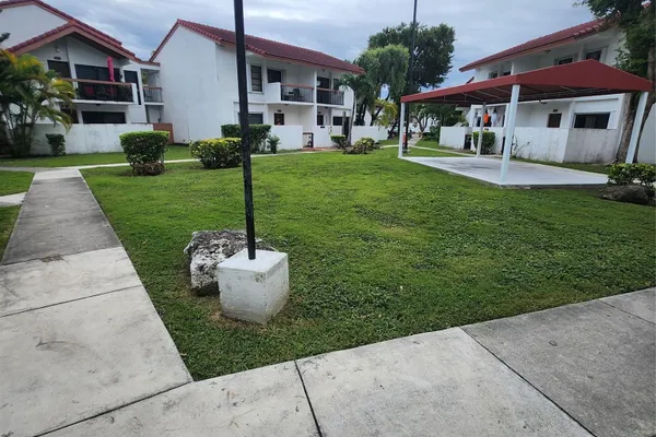 7500 SW 153RD CT 204-12