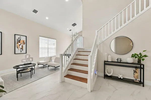 7550 NORMANDE CT