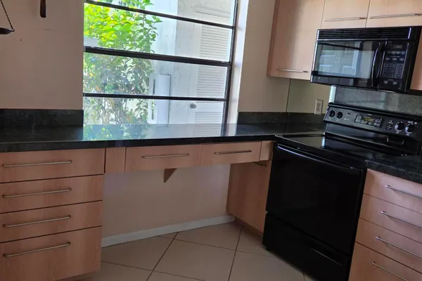 21500 CYPRESS HAMMOCK DR 38E