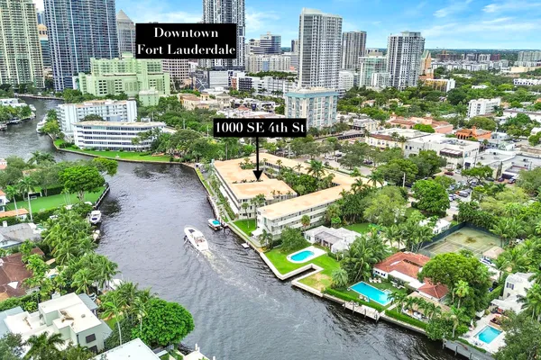 1000 SE 4TH ST 206