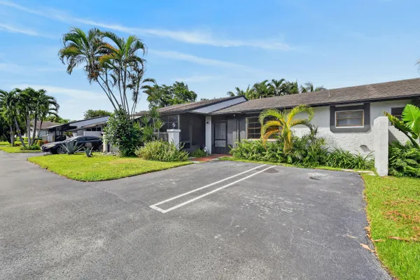 72 CONASKONK CIR