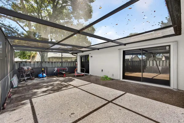 1331 PEPPERTREE TRL