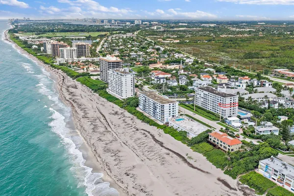 911 OCEAN DR 506