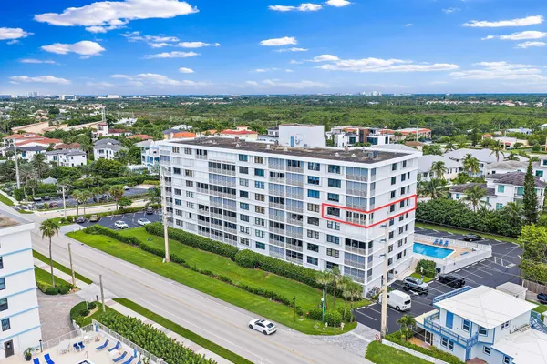 911 OCEAN DR 506