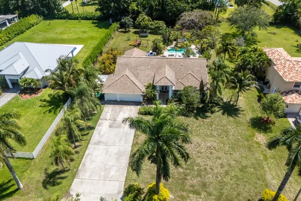 14463 SW 16TH CT