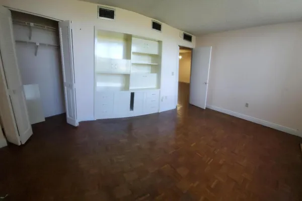 1400 SAINT CHARLES PL 608