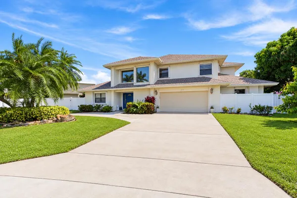 1536 SW EGRET WAY