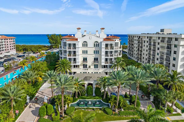 155 OCEAN AVE 305