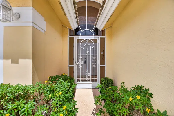 143 CITRUS PARK CIR