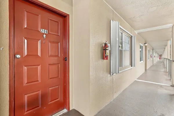 12750 SW 4TH CT 208J