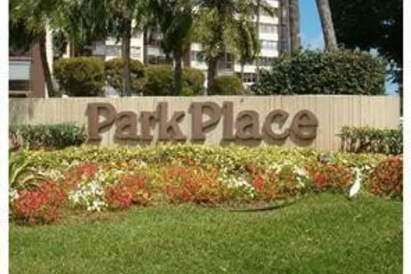 1200 SAINT CHARLES PL 409