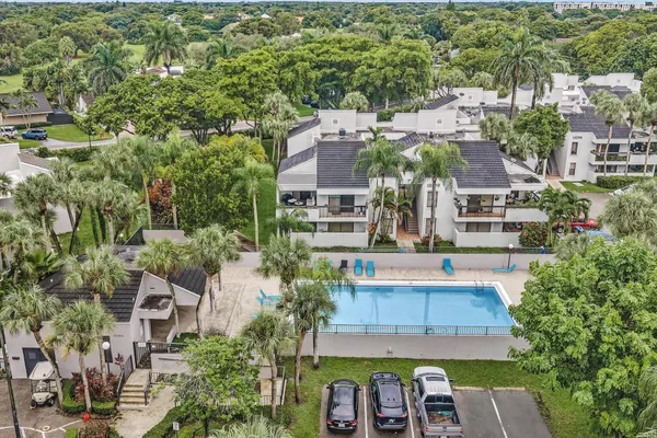 13250 SW 88TH TER 303