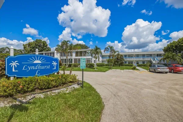 167 LYNDHURST L L