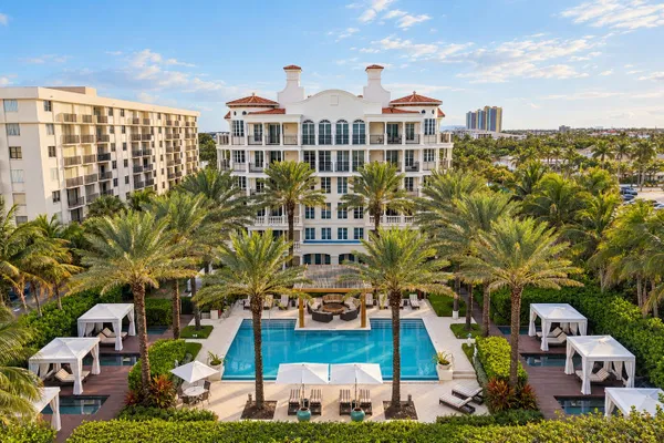 155 OCEAN AVE 502