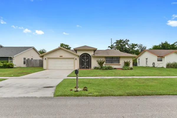 9585 LANCASTER PL