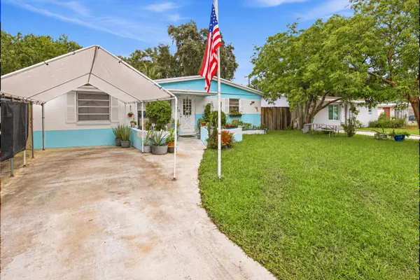 4269 SW 50TH ST