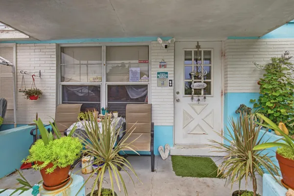 4269 SW 50TH ST