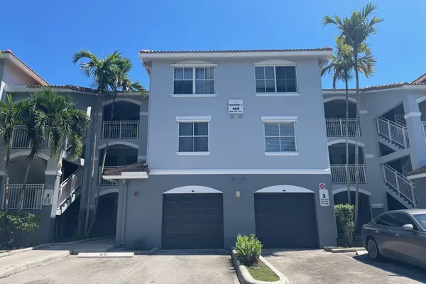 165 NW 96TH TER 3-207