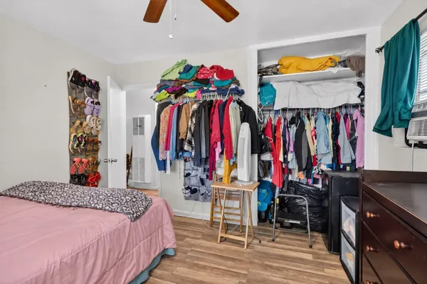 4351 COLT LN
