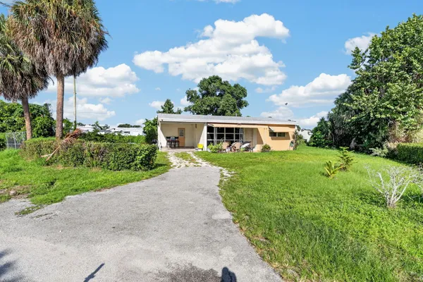 4351 COLT LN