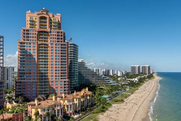 2110 N OCEAN BLVD 9D
