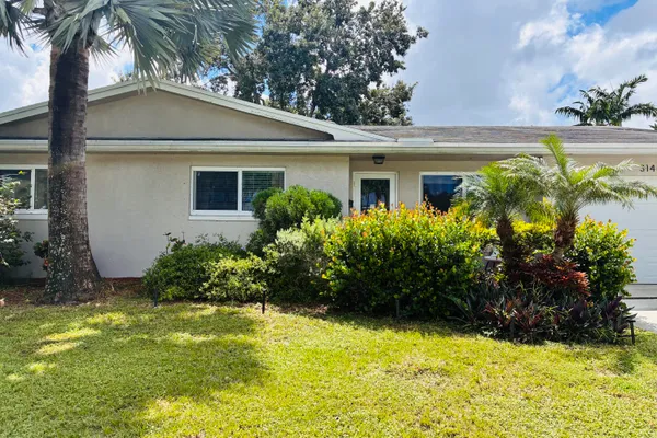 3146 NW 69TH ST