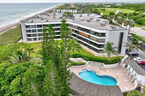 1357 NE OCEAN BLVD 304