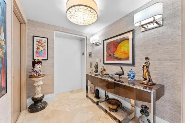 2110 N OCEAN BLVD 24A
