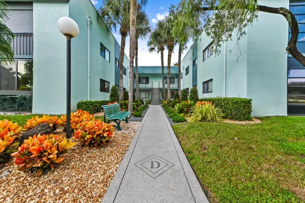 15072 ASHLAND PL 124
