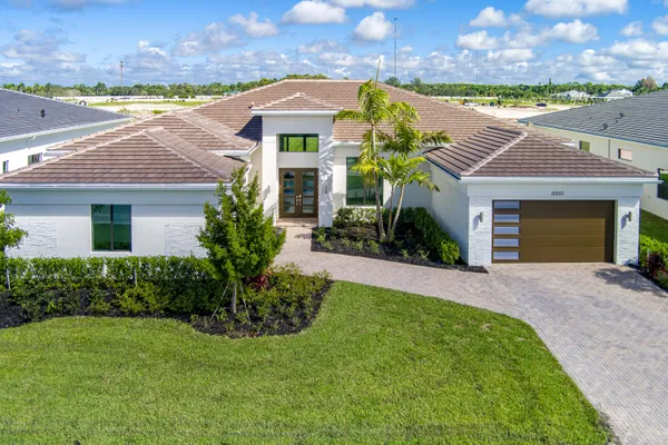 10253 CANTER CREEK CT