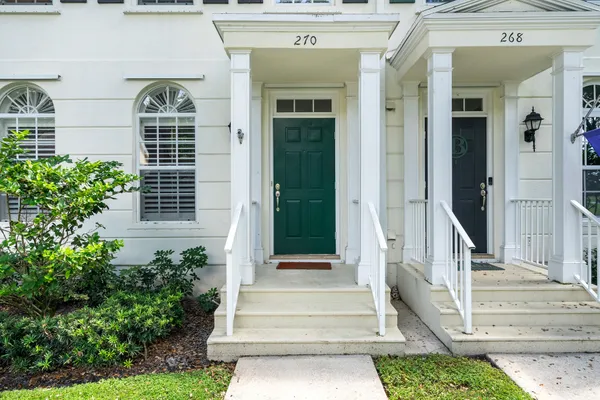 270 MURRAY CT