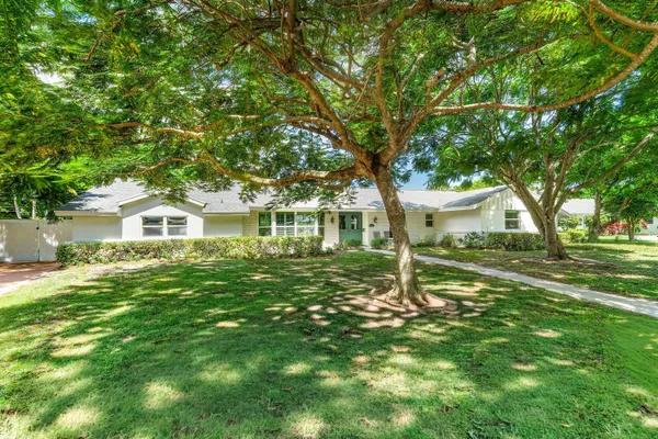 817 ANCHORAGE DR