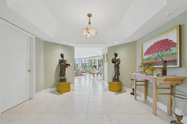 2778 S OCEAN BLVD 305S