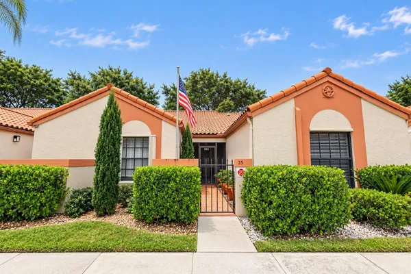 25 CENTENNIAL CT