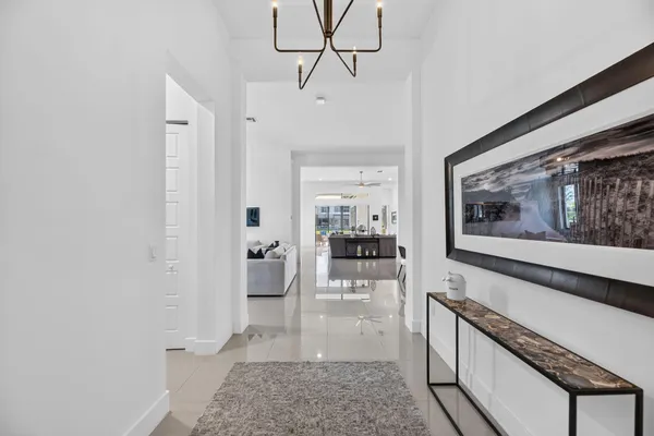 10490 S LAGO VISTA CIR