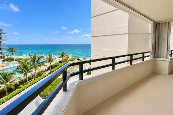 3560 S OCEAN BLVD 506