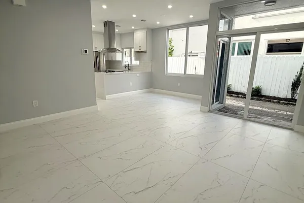 3705 VALAIS DR