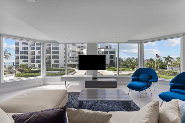 2565 S OCEAN BLVD 101N
