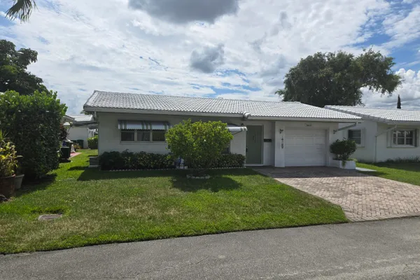 5805 NW 83RD AVE