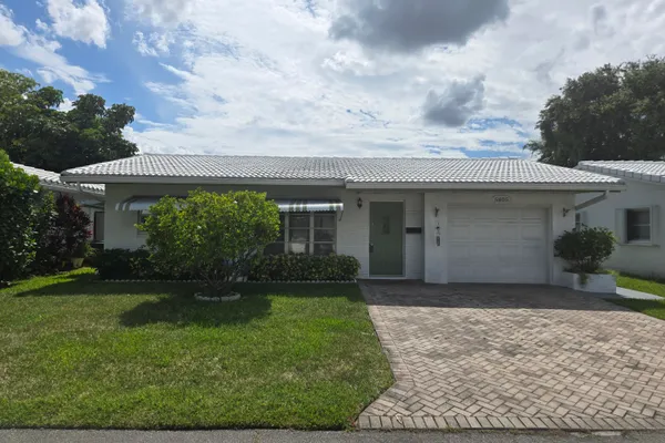 5805 NW 83RD AVE