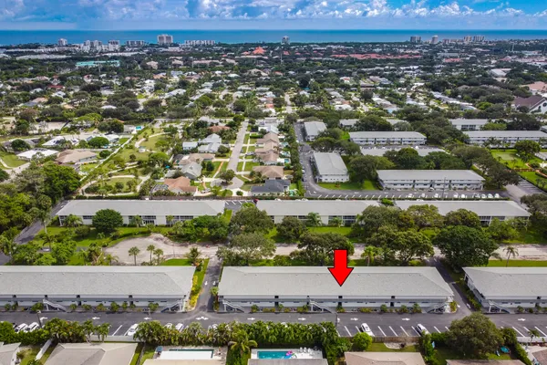 8 GARDEN ST 205R
