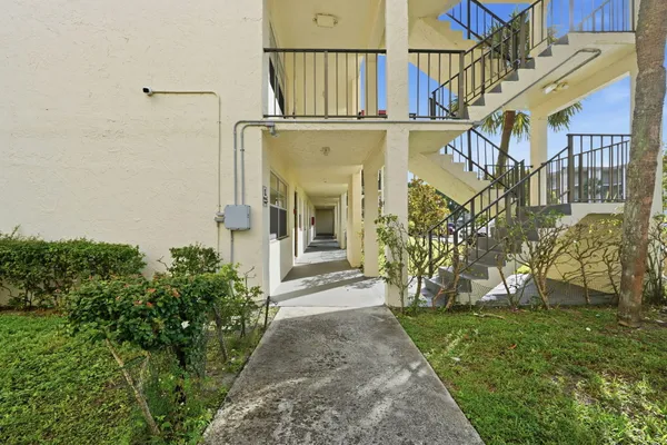 3000 NW 48TH TER 130