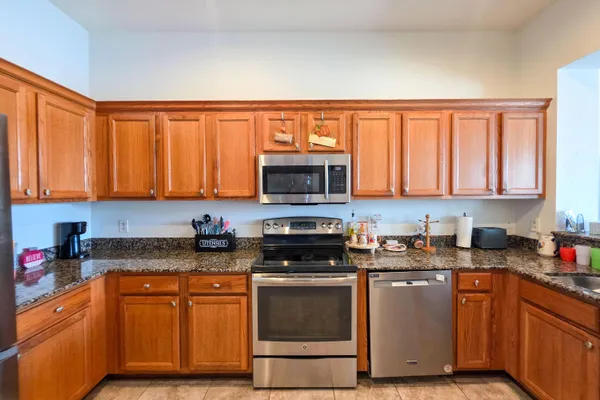855 MARINA DEL RAY LN 2