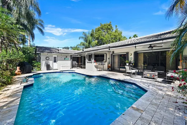 11350 NW 1ST PL