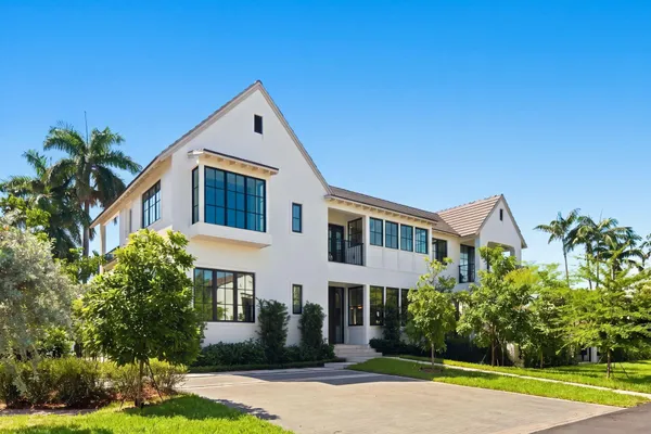5262 LA GORCE DR