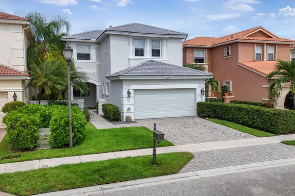 207 ISLE VERDE WAY
